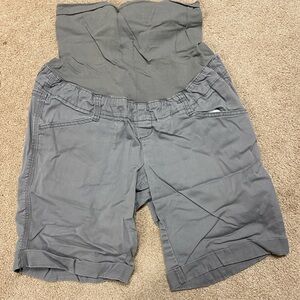 Gray maternity shorts